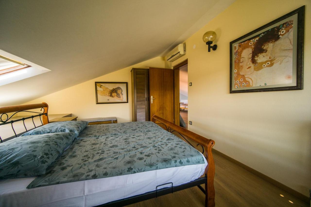 Apartments Sara 7, 8, 9 Portorož Extérieur photo