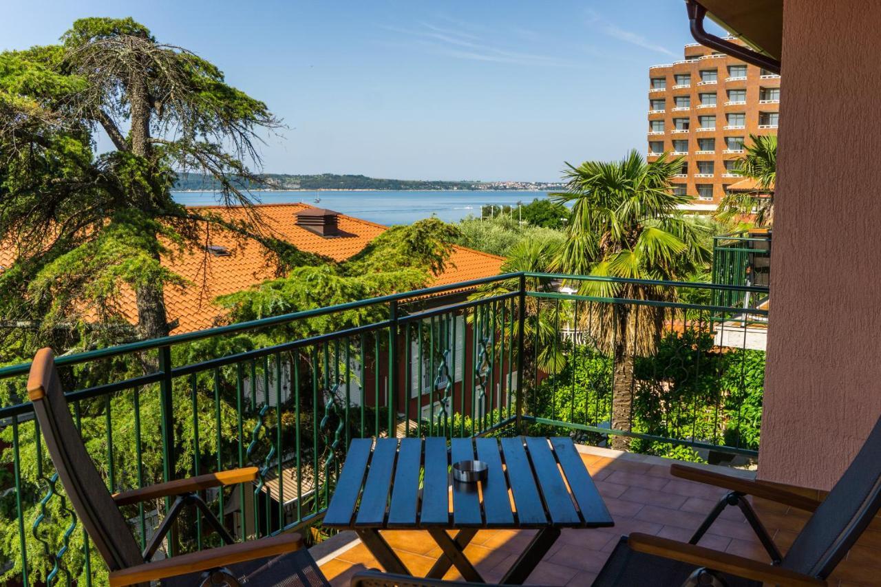 Apartments Sara 7, 8, 9 Portorož Extérieur photo