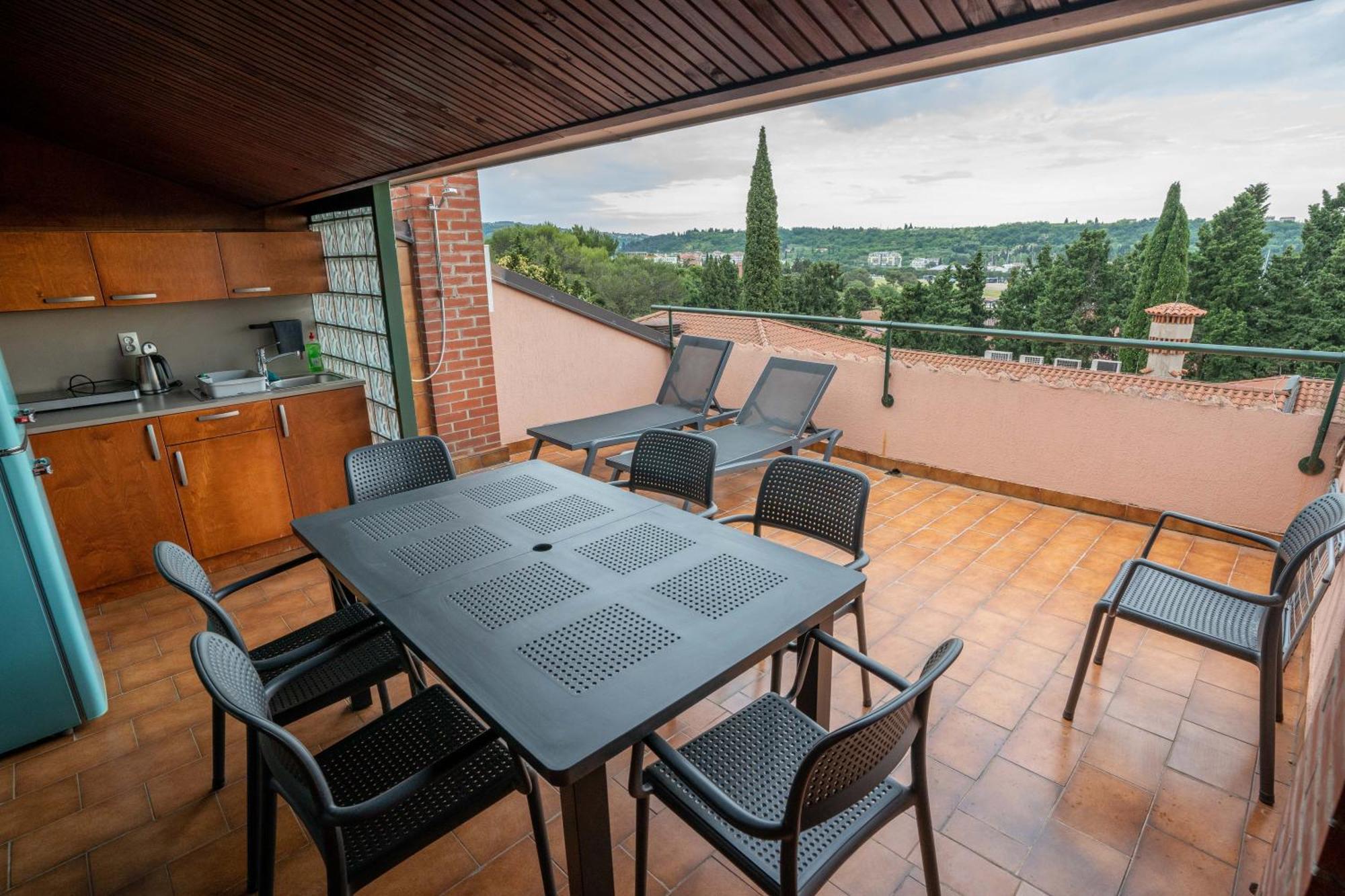 Apartments Sara 7, 8, 9 Portorož Extérieur photo